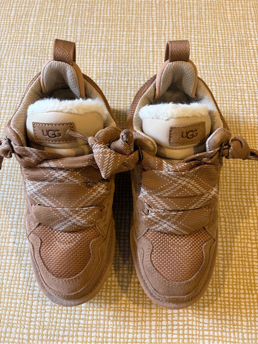 UGG Lowmel Sneakers